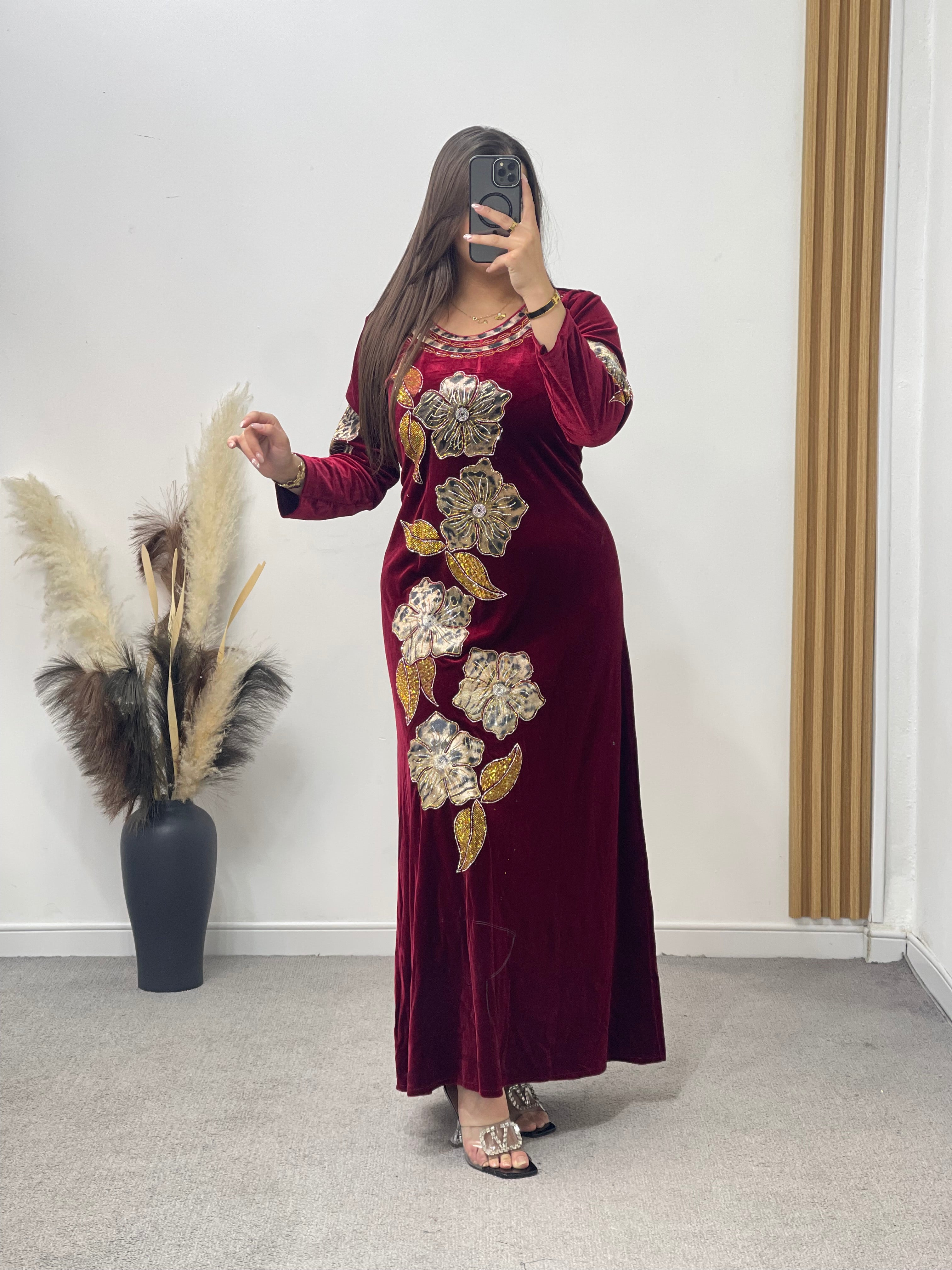 مودال الوردات