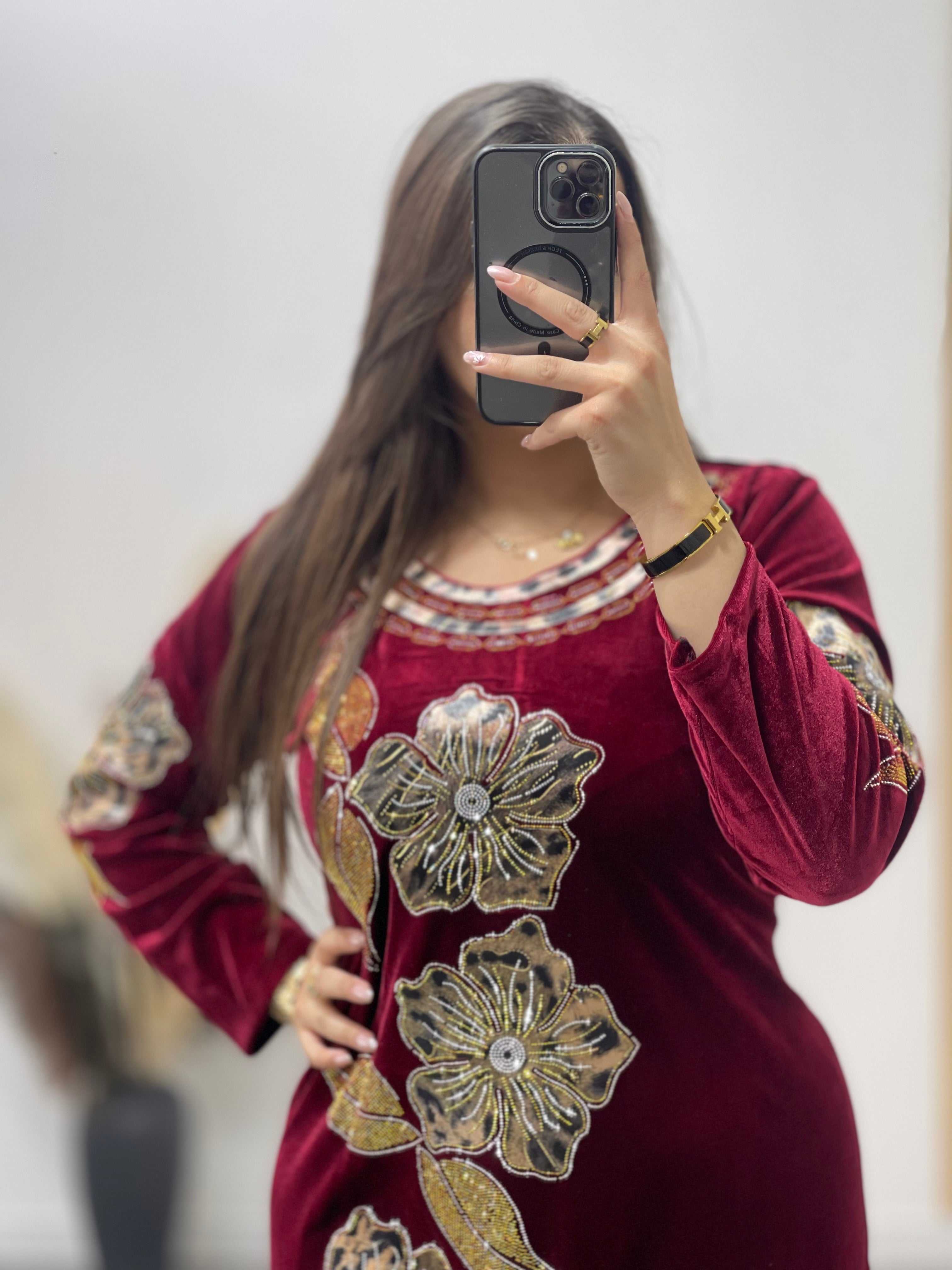 مودال الوردات